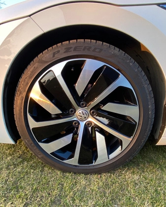 Volkswagen Arteon cena 134900 przebieg: 89000, rok produkcji 2019 z Września małe 137